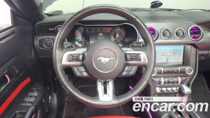 Ford Mustang GT Cabriolet 2021 года из Южной Кореи
