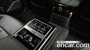 Audi A8 55 TFSI 4WD LWB 2020 года из Южной Кореи