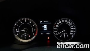 Hyundai Venue 1.6 Flux 2020 года из Южной Кореи