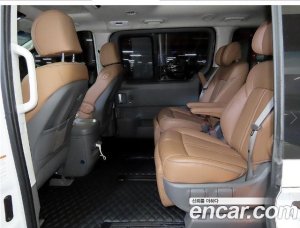 Hyundai Staria 4WD Lounge 7-Seater 2022 года из Южной Кореи