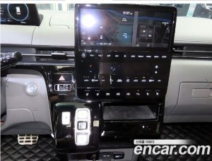 Hyundai Staria 4WD Lounge 7-Seater 2022 года из Южной Кореи