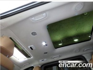 Hyundai Staria 4WD Lounge 7-Seater 2022 года из Южной Кореи