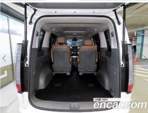 Hyundai Staria 4WD Lounge 7-Seater 2022 года из Южной Кореи