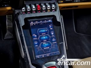 Lamborghini Huracan EVO 5.2 SPYDER 2020 года из Южной Кореи