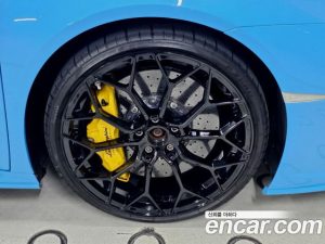 Lamborghini Huracan EVO 5.2 SPYDER 2020 года из Южной Кореи