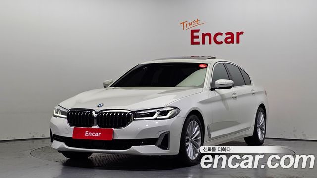 BMW 5-Series 520i Luxury 2021 года из Кореи