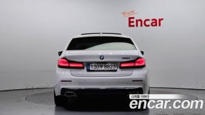 BMW 5-Series 520i Luxury 2021 года из Южной Кореи
