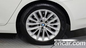 BMW 5-Series 520i Luxury 2021 года из Южной Кореи
