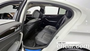 BMW 5-Series 520i Luxury 2021 года из Южной Кореи