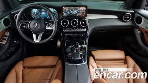 Mercedes-Benz GLC-Class GLC300e 4MATIC Coupe 2020 года из Южной Кореи