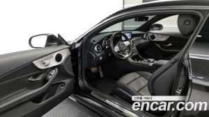 Mercedes-Benz C-Class C200 Coupe 2021 года из Южной Кореи