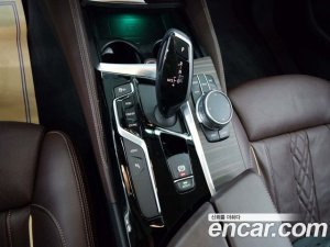 BMW 5-Series 530e Luxury 2020 года из Южной Кореи