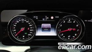 Mercedes-Benz E-Class E250 Avantgarde 2020 года из Южной Кореи