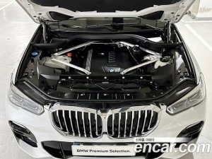BMW X5 xDrive 40i M Sport 2021 года из Южной Кореи