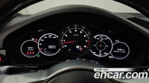 Porsche Cayenne 3.0 Coupe 2021 года из Южной Кореи