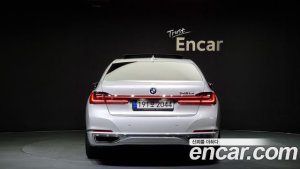 BMW 7-Series 745Le i퍼포먼스 Design Pure Excellence 2021 года из Южной Кореи