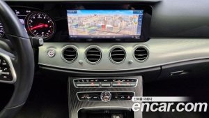Mercedes-Benz E-Class E250 Avantgarde 2020 года из Южной Кореи