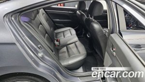 Hyundai AVANTE 1.6 2020 года из Южной Кореи