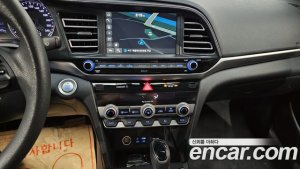 Hyundai AVANTE 1.6 2020 года из Южной Кореи
