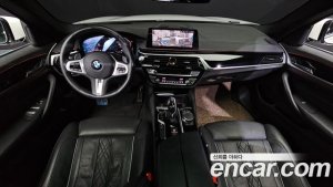 BMW 5-Series 520d M Sport Plus 2020 года из Южной Кореи