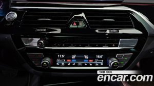 BMW 5-Series 520d M Sport Plus 2020 года из Южной Кореи