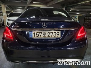 Mercedes-Benz C-Class C200 AMG Line 2021 года из Южной Кореи