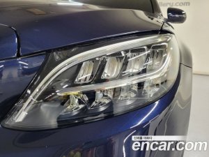 Mercedes-Benz C-Class C200 AMG Line 2021 года из Южной Кореи