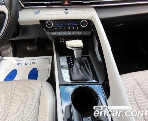 Hyundai AVANTE 1.6 2021 года из Южной Кореи
