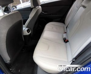 Hyundai AVANTE 1.6 2021 года из Южной Кореи