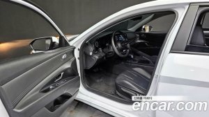 Hyundai AVANTE 1.6 2021 года из Южной Кореи
