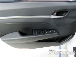 Hyundai AVANTE 1.6 2020 года из Южной Кореи