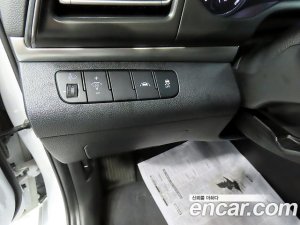 Hyundai AVANTE 1.6 2020 года из Южной Кореи