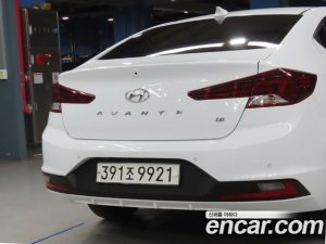 Hyundai AVANTE 1.6 2020 года из Южной Кореи