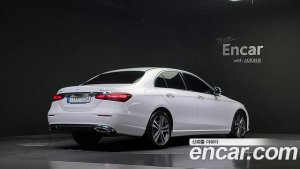 Mercedes-Benz E-Class E350 4MATIC Avantgarde 2021 года из Южной Кореи