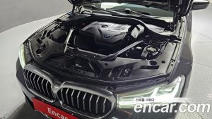 BMW 5-Series 530i M Sport 2021 года из Южной Кореи