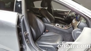 Mercedes-Benz CLS-Class CLS450 4MATIC AMG Line 2020 года из Южной Кореи