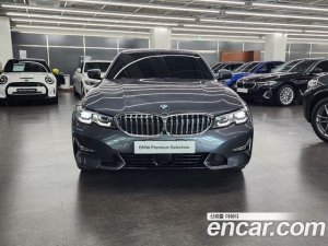 BMW 3-Series 330e Luxury 2021 года из Южной Кореи