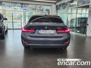BMW 3-Series 330e Luxury 2021 года из Южной Кореи
