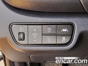 Kia Seltos Дизель 1.6 2WD 2021 года из Южной Кореи