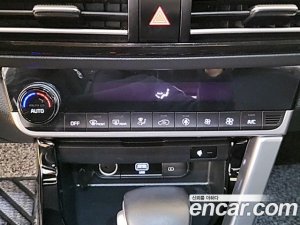 Kia Seltos Дизель 1.6 2WD 2021 года из Южной Кореи