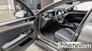 Kia K5 2.0 2021 года из Южной Кореи