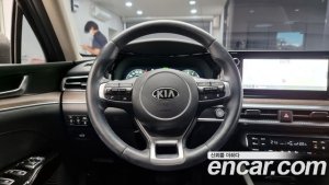 Kia K5 2.0 2021 года из Южной Кореи
