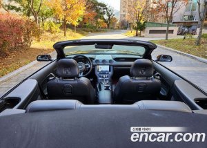 Ford Mustang Cabriolet 2020 года из Южной Кореи