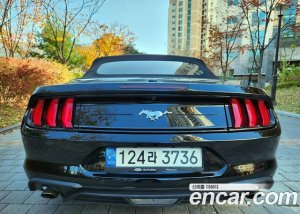 Ford Mustang Cabriolet 2020 года из Южной Кореи
