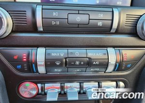 Ford Mustang Cabriolet 2020 года из Южной Кореи