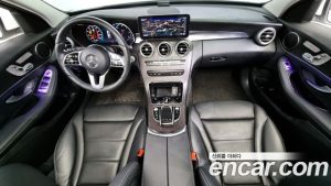Mercedes-Benz C-Class C220 d 4MATIC 2021 года из Южной Кореи