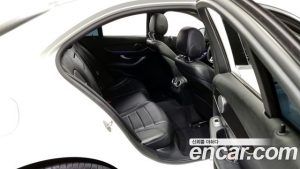 Mercedes-Benz C-Class C220 d 4MATIC 2021 года из Южной Кореи