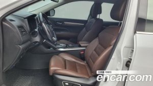 Renault-KoreaSamsung QM6 2.0 GDe RE Signature 2WD 2020 года из Южной Кореи