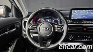 Kia Seltos Бензин 1.6 Turbo 2WD 2020 года из Южной Кореи