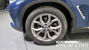 BMW X4 xDrive20d xLine 2020 года из Южной Кореи